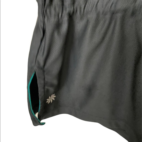 Athleta wick it coverup dark grey. Size XXSmall beach to adventure travel - Picture 5 of 11